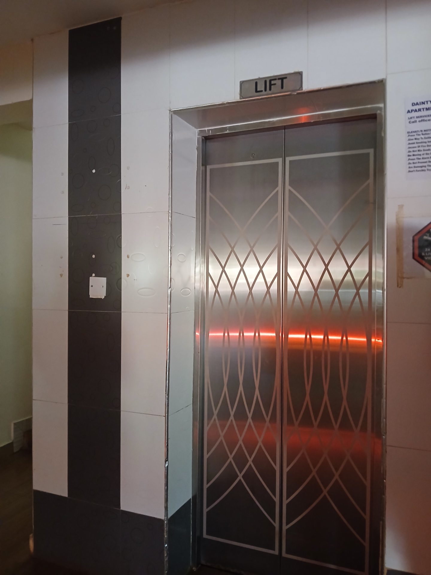 Dainty Apartments – photo 3