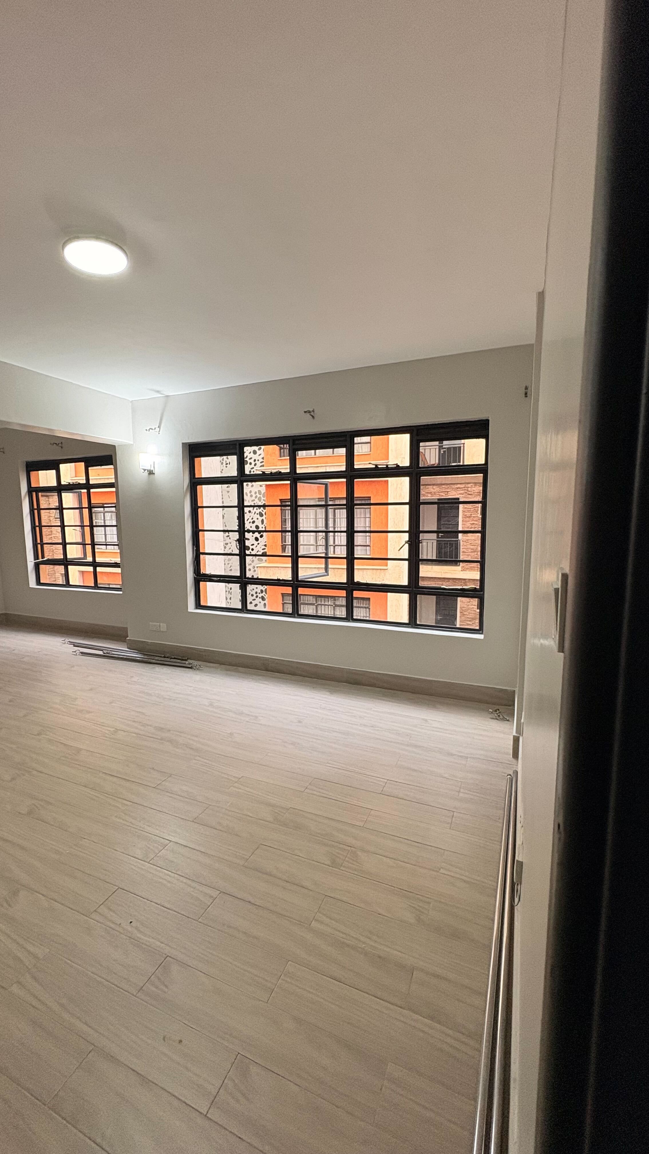 Nalani Apartments – photo 2