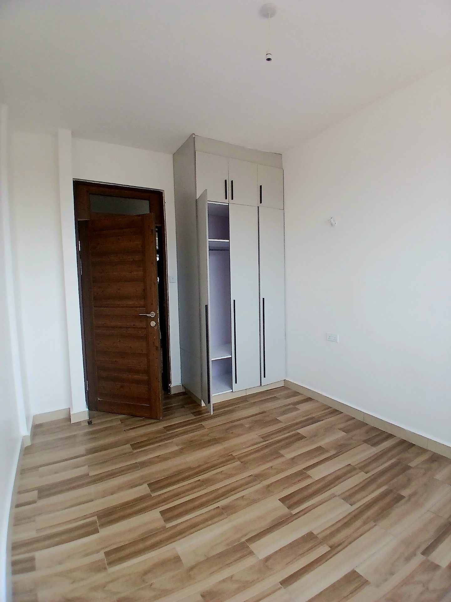 Peak Residence – photo 8