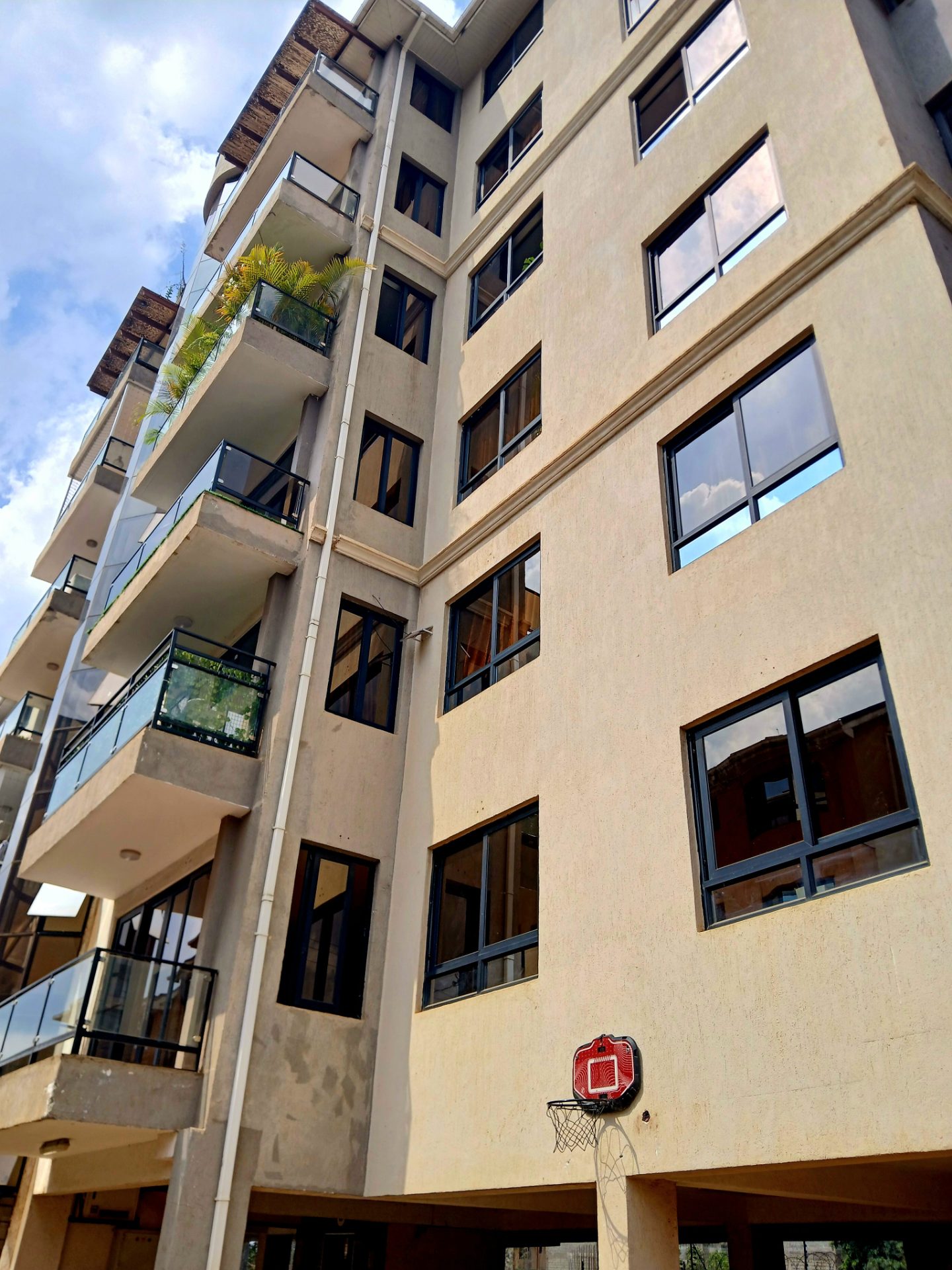 Scenic View Apartments Thindigua – photo 1