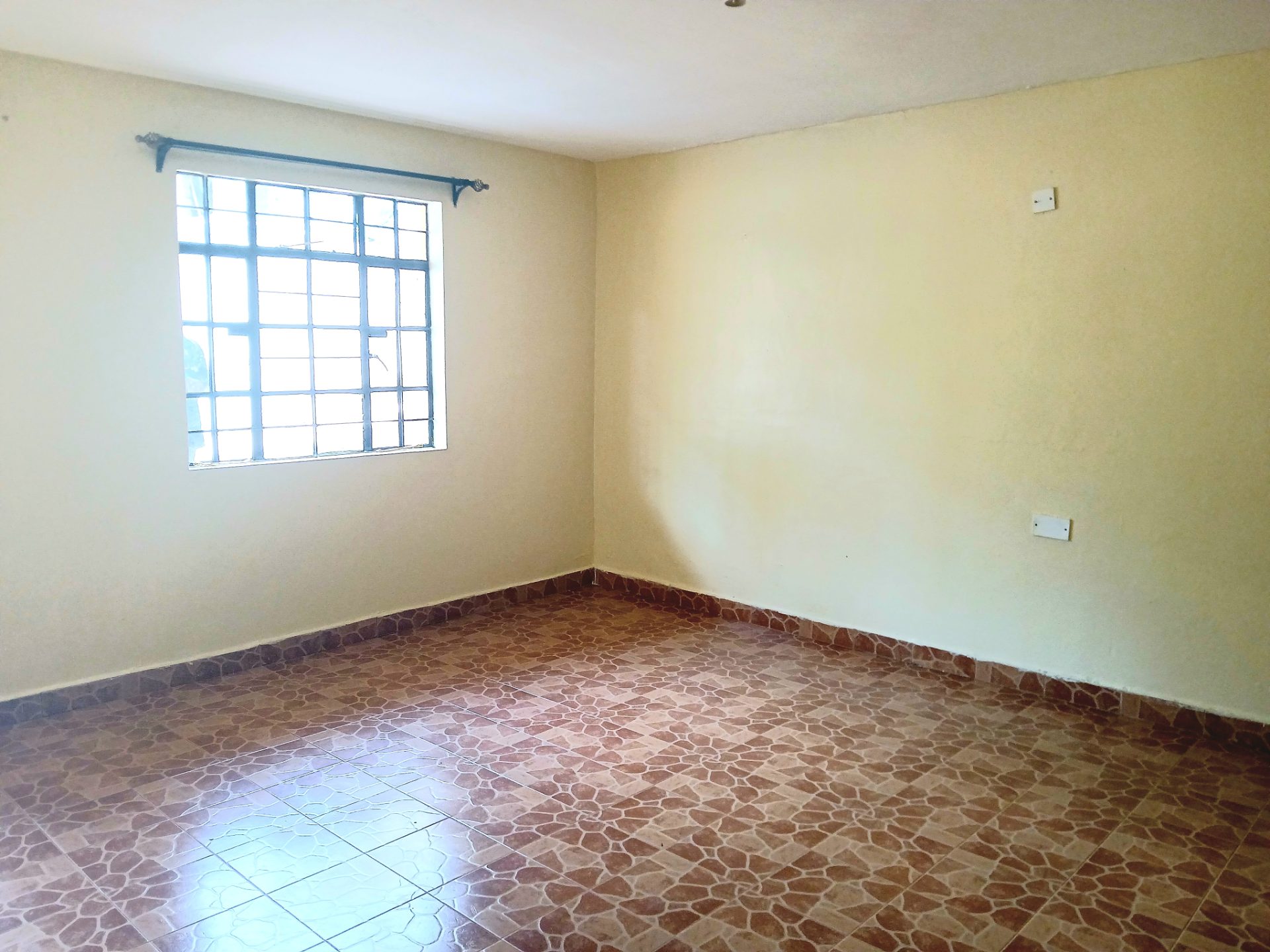 932 Apartments – photo 3