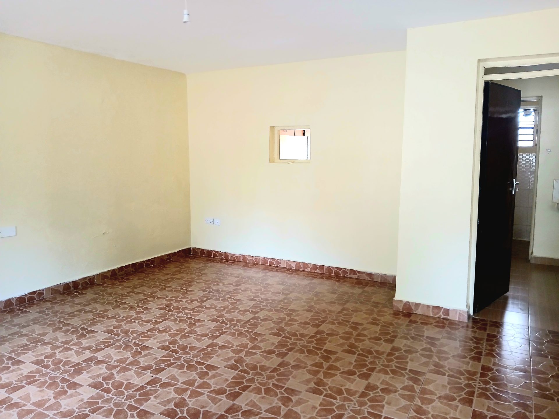 932 Apartments – photo 2