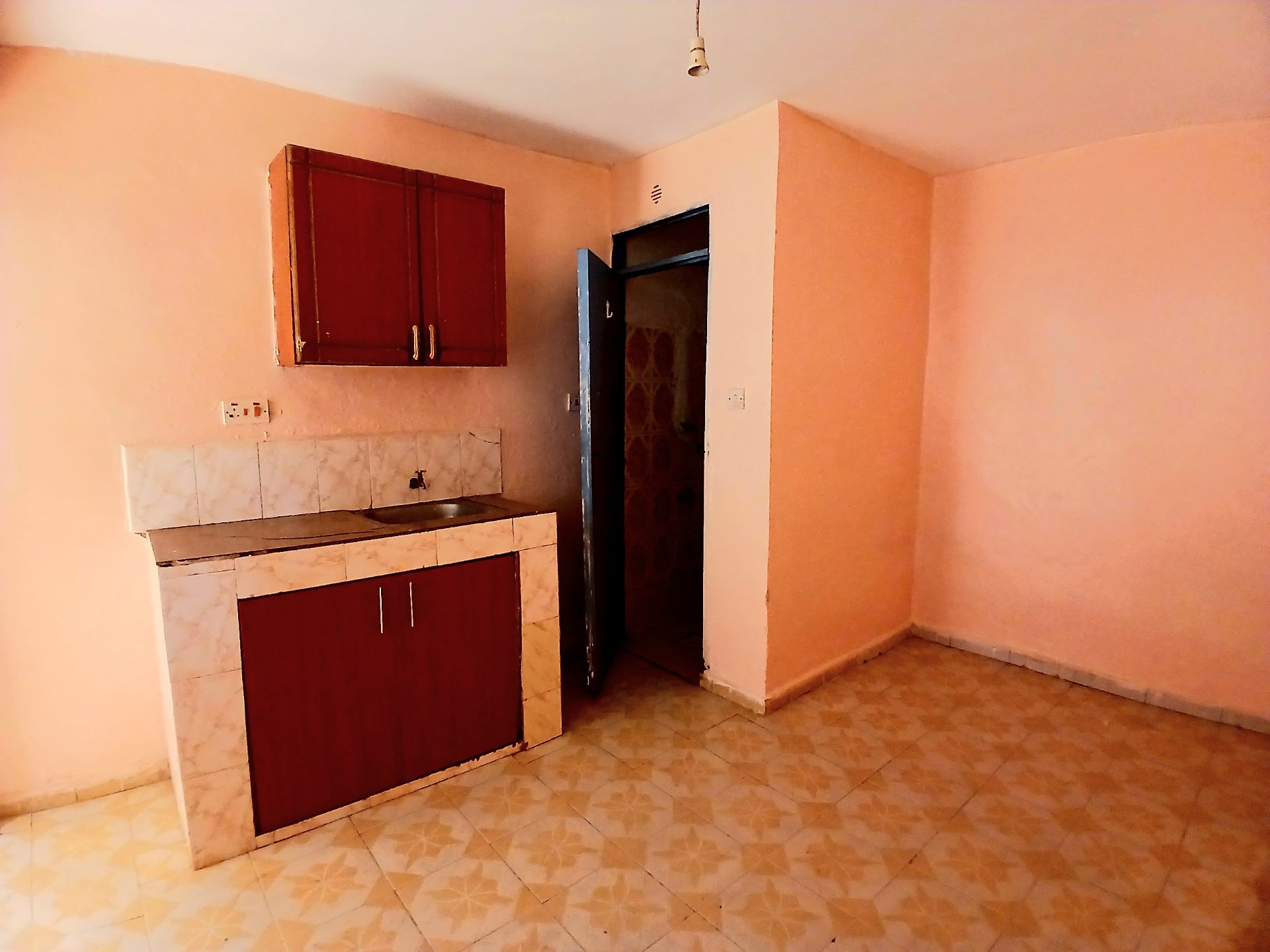 Card court Apartment – photo 2