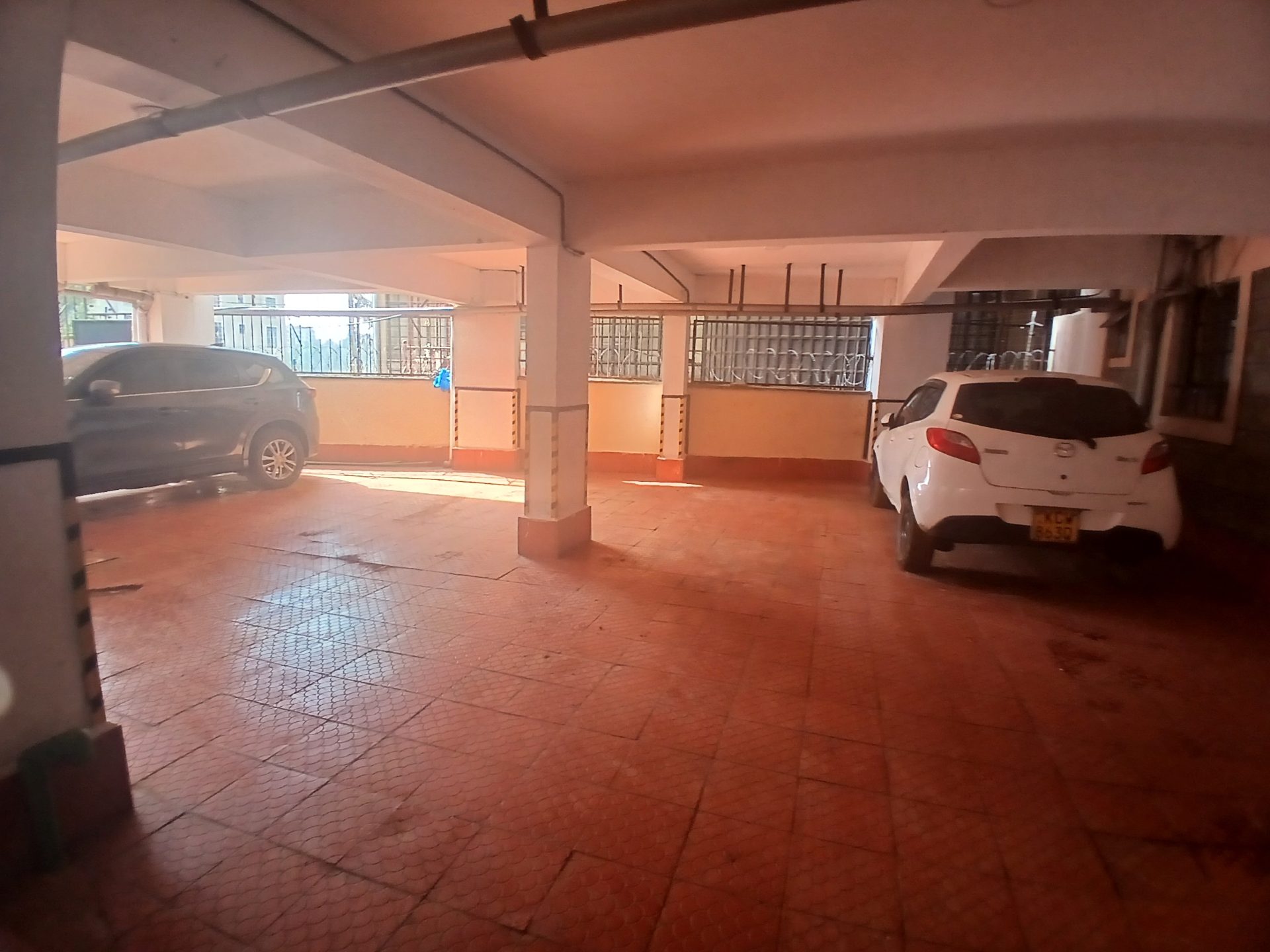 Hillcrest Park Apartment – photo 1
